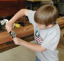 wood1.JPG (11942 bytes)