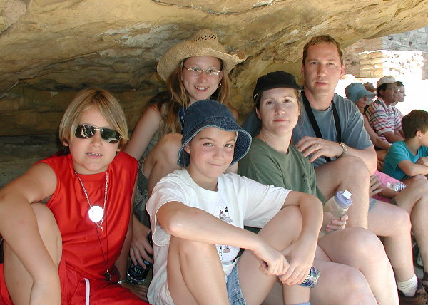 38.JPG (73024 bytes)